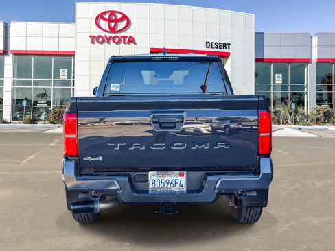 Used 2025 Toyota Tacoma SR5 AWD/4WD image 6