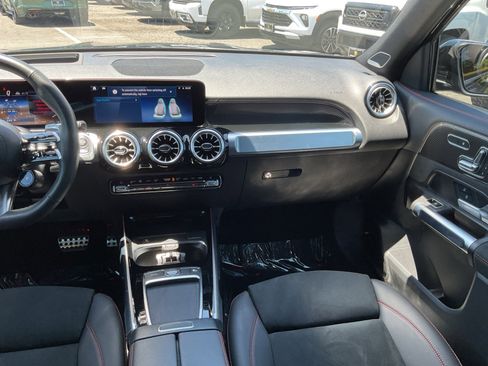 Used 2024 Mercedes-Benz GLB 35 AMG 4MATIC image 16