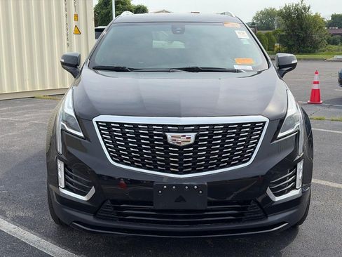 Used 2023 Cadillac XT5 Luxury AWD/4WD image 2