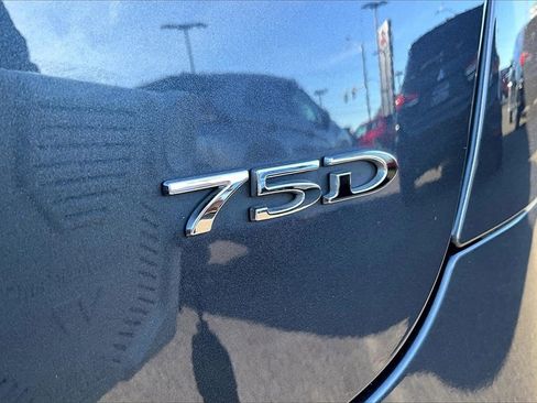 Used 2017 Tesla Model S 75D image 8