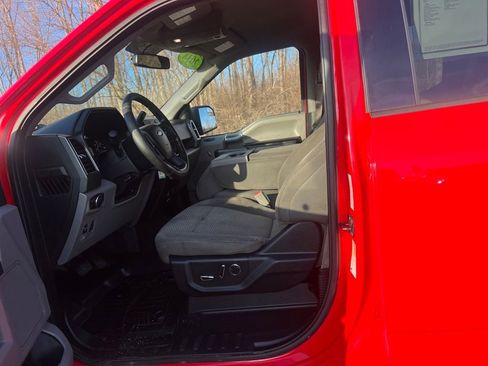 Used 2018 Ford F150 XLT w/ Equipment Group 302A Luxury image 9