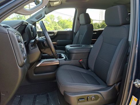 Used 2021 Chevrolet Silverado 1500 LT Trail Boss w/ Convenience Package II AWD/4WD image 14