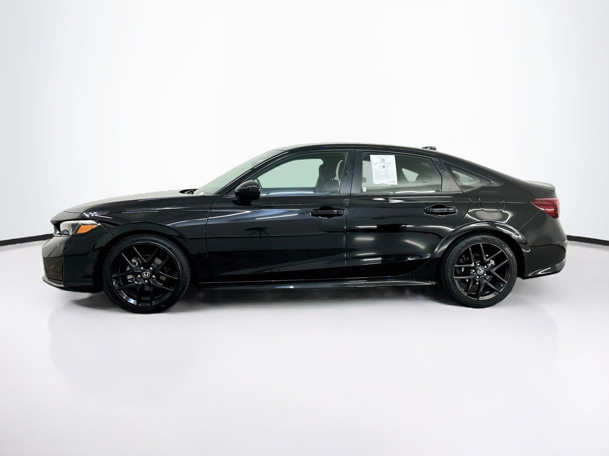 Used 2025 Honda Civic Sport image 4