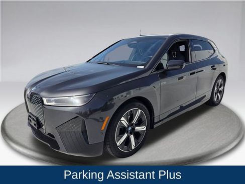 Used 2023 BMW iX xDrive50 w/ Premium Package AWD/4WD image 18