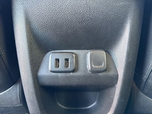 Used 2016 Chevrolet Colorado Z71 image 27