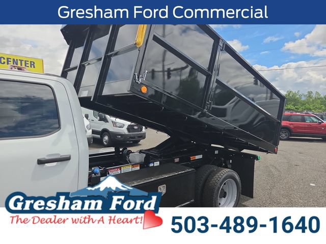 New 2026 Ford F550 4x4 Crew Cab image 12