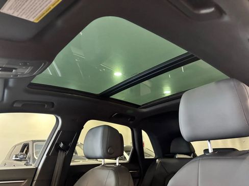 Used 2021 Audi Q3 2.0T Premium image 12