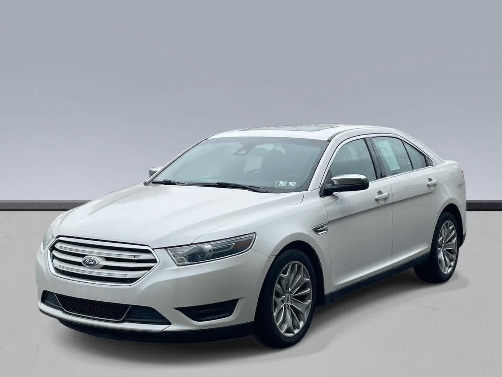 Used 2019 Ford Taurus Limited FWD image 1