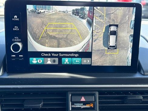 Certified 2023 Honda Pilot Elite image 32