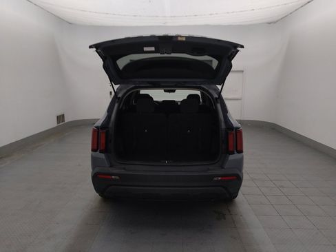 Used 2021 Kia Sorento LX image 29