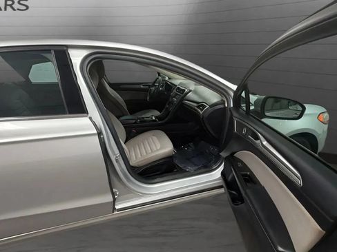 Used 2017 Ford Fusion S FWD image 20