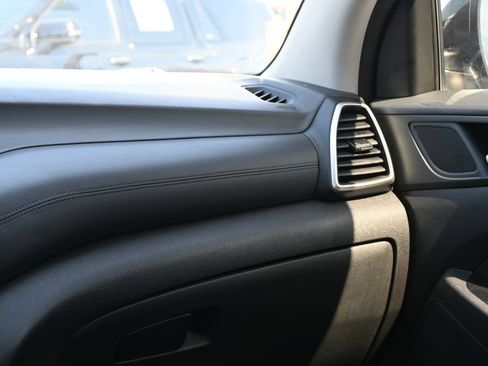Used 2020 Hyundai Tucson Limited FWD image 8