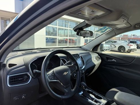 Used 2024 Chevrolet Equinox LT image 6