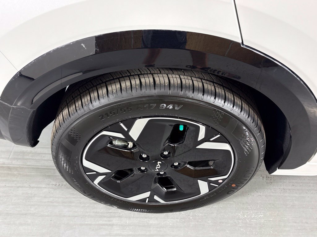 New 2026 Kia Niro Wind FWD image 10