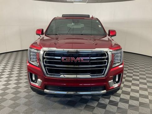Used 2023 GMC Yukon XL SLT w/ SLT Premium Package AWD/4WD image 2
