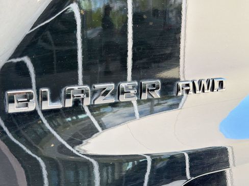 Used 2024 Chevrolet Blazer RS w/ Driver Confidence II Package AWD/4WD image 32