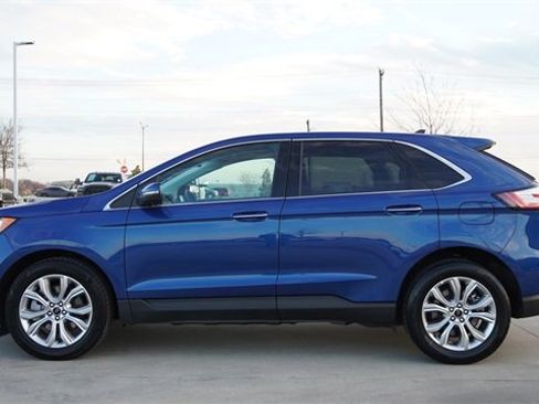 Used 2024 Ford Edge Titanium image 6