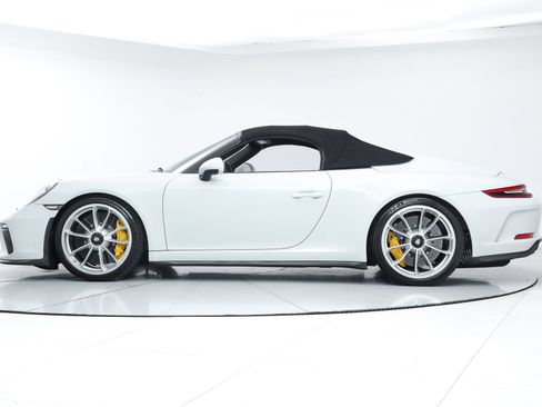 Used 2019 Porsche 911 Speedster image 7