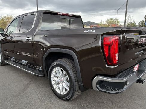 Used 2019 GMC Sierra 1500 SLT w/ SLT Premium Plus Package AWD/4WD image 5