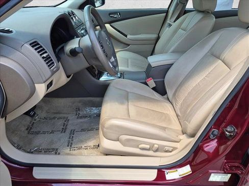 Used 2010 Nissan Altima 2.5 SL w/ SL Pkg FWD image 17