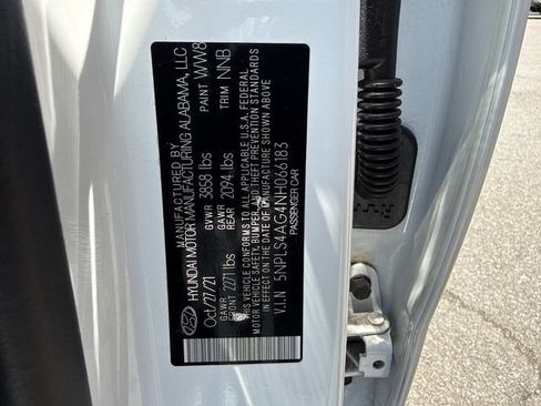 Used 2022 Hyundai Elantra SEL w/ Convenience Package FWD image 29