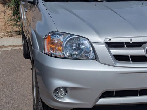 Used 2005 MAZDA Tribute s w/ Package 2 image 4