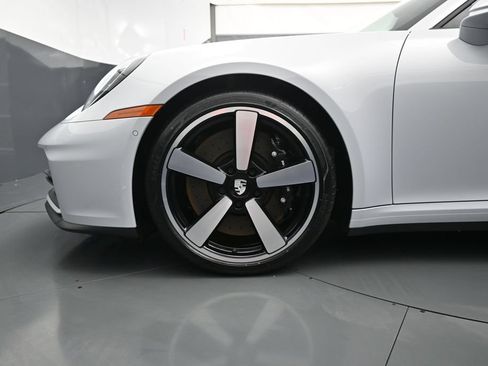 Certified 2026 Porsche 911 Targa 4S AWD/4WD image 7