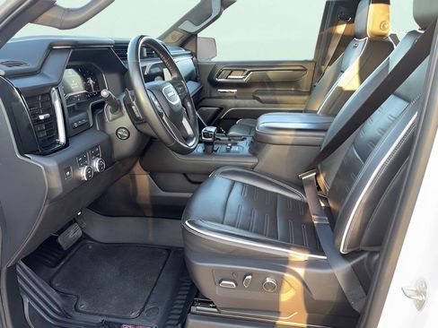 Certified 2024 GMC Sierra 1500 AT4X image 11
