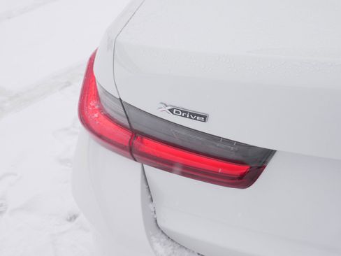 Used 2024 BMW 330i xDrive Sedan image 17