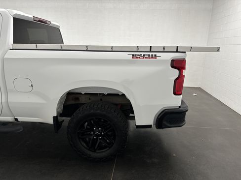 Used 2020 Chevrolet Silverado 1500 Custom Trail Boss w/ Custom Convenience Package AWD/4WD image 6