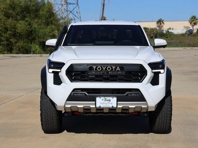 New 2025 Toyota Tacoma Trailhunter
