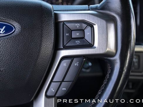 Used 2022 Ford F350 Platinum w/ FX4 Off-Road Package image 31