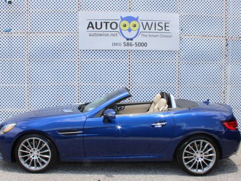 Used 2017 Mercedes-Benz SLC 300 w/ Premium 1 Package image 10
