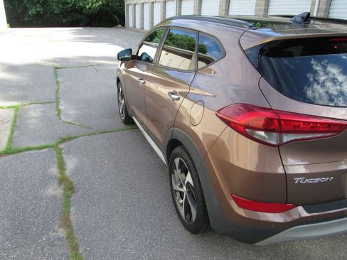 Used 2017 Hyundai Tucson Limited w/ Limited Ultimate Package 03 AWD/4WD image 8