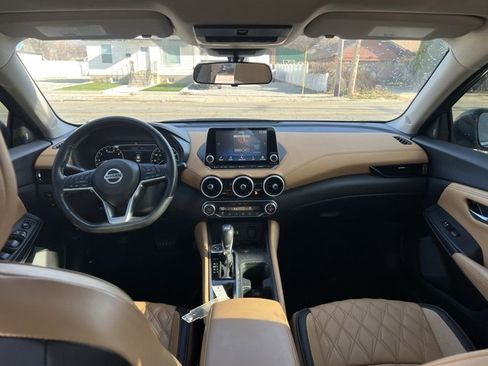 Used 2023 Nissan Sentra SV w/ SV Premium Package image 6