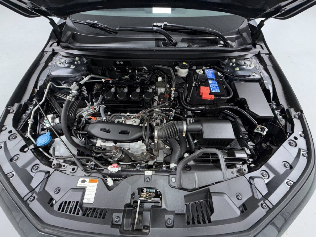 Used 2023 Honda Accord EX image 17