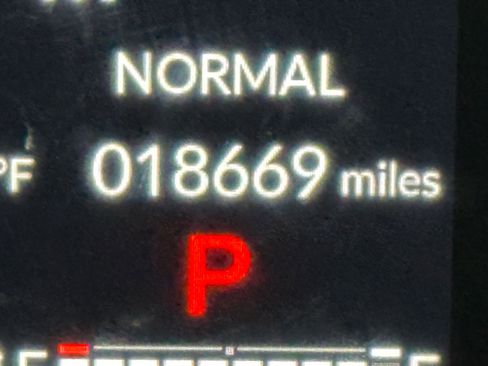 Certified 2024 Honda Pilot TrailSport image 35