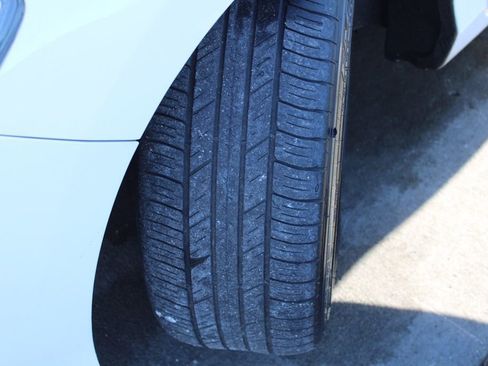 Used 2016 Honda Accord EX-L image 12