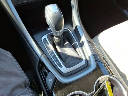 Used 2016 Ford Fusion Energi Titanium w/ Driver Assist Package image 36