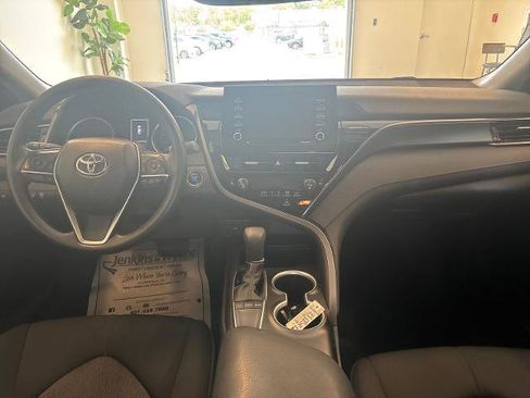 Used 2023 Toyota Camry LE w/ Convenience Package FWD image 8