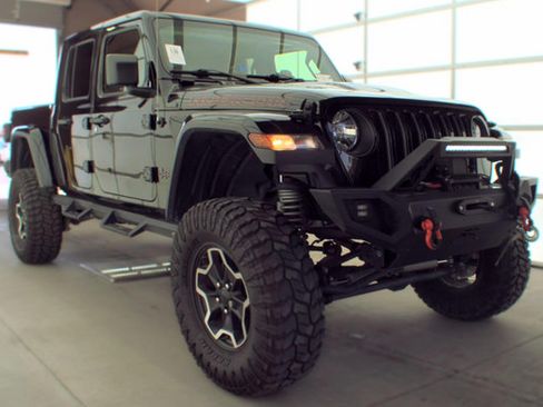 Used 2021 Jeep Gladiator Rubicon AWD/4WD image 9