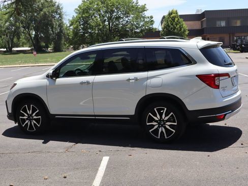 Used 2019 Honda Pilot Touring image 8