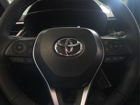 New 2026 Toyota Corolla Cross LE FWD image 25