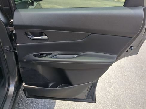 Used 2025 Nissan Murano SV FWD image 31