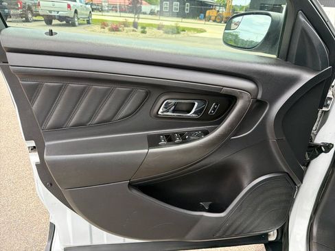 Used 2015 Ford Taurus Police Interceptor AWD image 8