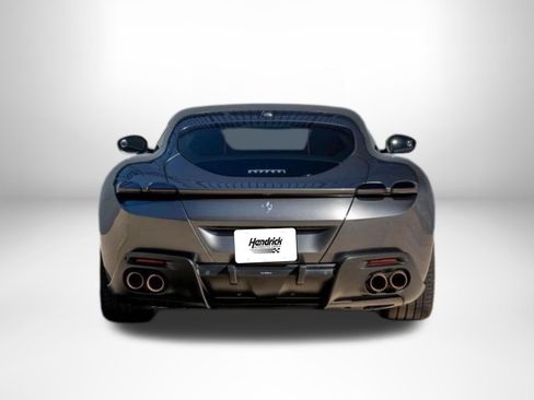 Used 2022 Ferrari Roma RWD image 9