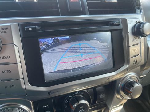 Used 2015 Toyota 4Runner SR5 Premium AWD/4WD image 31