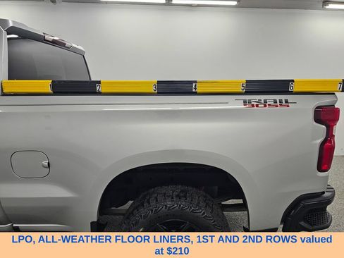 Used 2020 Chevrolet Silverado 1500 Custom Trail Boss w/ Custom Convenience Package AWD/4WD image 10