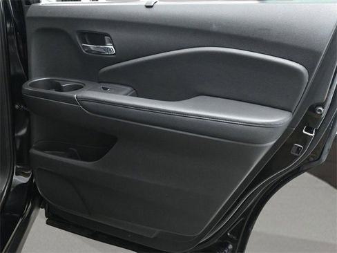Used 2022 Honda Pilot Elite image 18