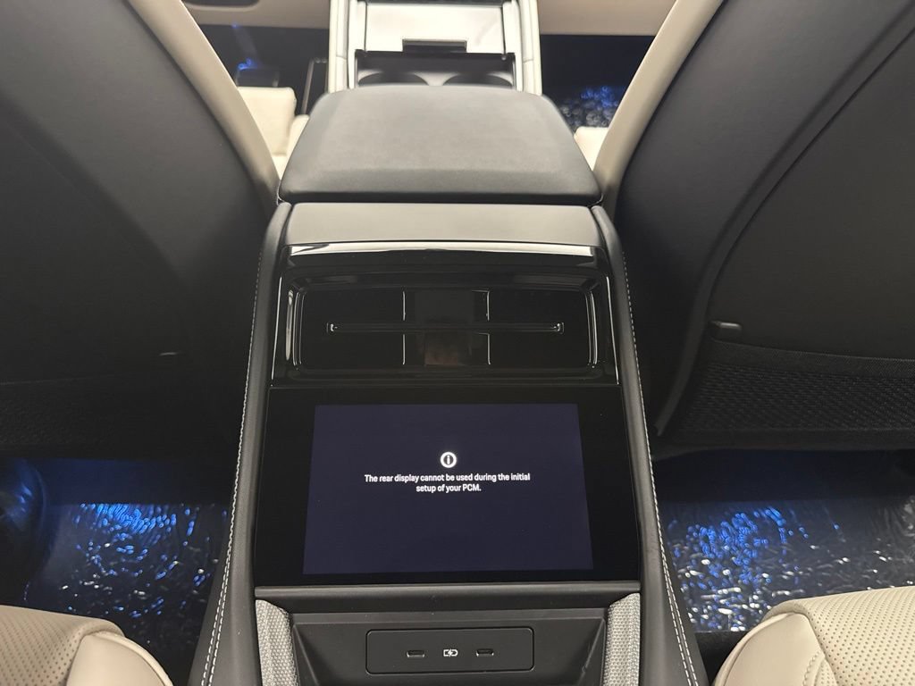New 2026 Porsche Panamera RWD image 11